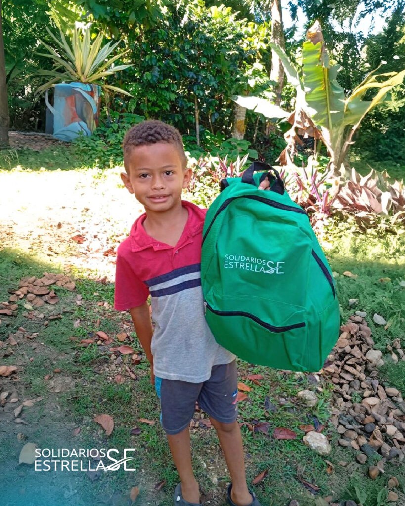 Entrega de escolares-02